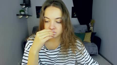 Kristina online show from December 2024 11:28:01 AM