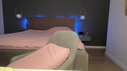 Snapshot of kristy_saint chatting on September 2025 04:17:02 AM Kristi online show from September 2025 04:17:02 AM