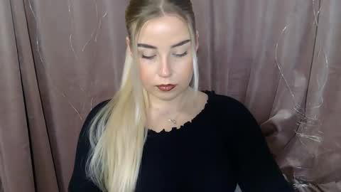 KristyFlowers online show from December 2024 06:24:02 AM