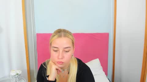 KristyFlowers online show from February 2025 09:15:01 AM
