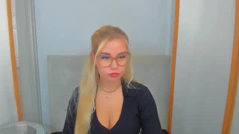 KristyFlowers online show from March 2025 06:24:02 AM
