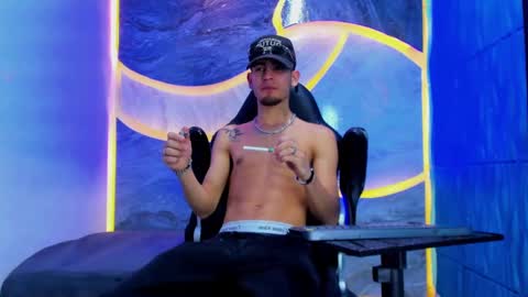 kroddy online show from September 2025 09:48:02 PM