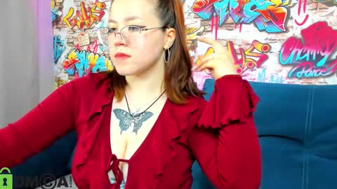 Snapshot of krysadapp chatting on September 2025 08:19:01 AM Krys online show from September 2025 08:19:01 AM