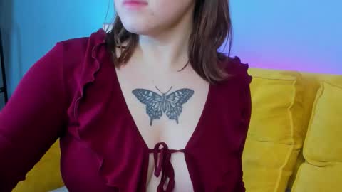 Snapshot of krysadapp chatting on September 2025 12:15:01 AM Krys online show from September 2025 12:15:01 AM