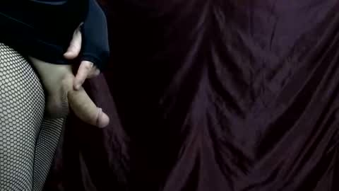 Snapshot of krystalkummingss chatting on November 2025 09:03:02 PM Krystalkummingss online show from November 2025 09:03:02 PM