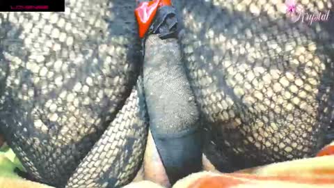 kryxtal online show from September 2025 08:30:01 PM