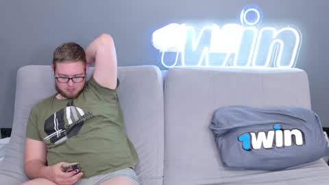 Snapshot of ksenyahot chatting on December 2024 03:55:01 PM WebcamWhore online show from December 2024 03:55:01 PM