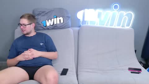 Snapshot of ksenyahot chatting on January 2025 11:34:02 AM WebcamWhore online show from January 2025 11:34:02 AM