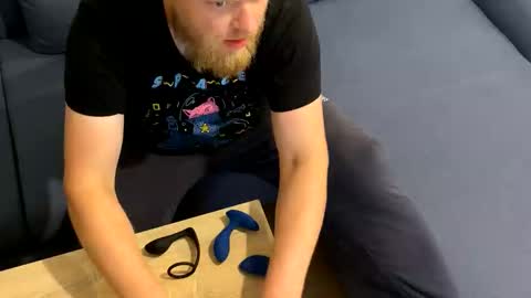 Snapshot of kubadelo chatting on September 2025 08:12:02 PM Tony online show from September 2025 08:12:02 PM