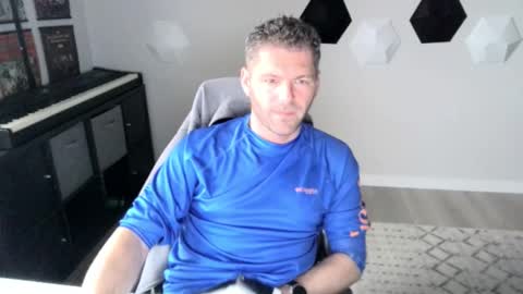 kuck_you online show from November 2025 04:40:01 PM