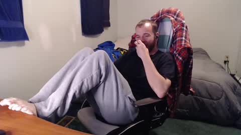 Kuggy online show from December 2024 08:28:01 PM