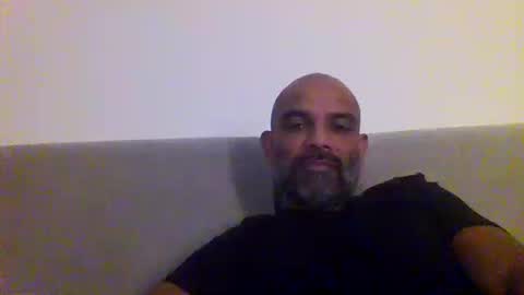 Ohm. online show from October 2025 02:43:02 AM
