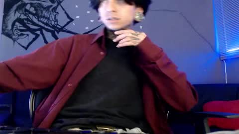 Snapshot of kuregari_xs chatting on October 2025 03:37:02 AM kuregari_xs online show from October 2025 03:37:02 AM