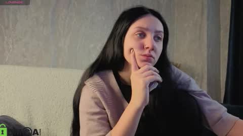 Snapshot of kvetachka chatting on October 2025 02:53:02 AM Kvetachka Thu-Sun 0900am-1500pmGTM2 online show from October 2025 02:53:02 AM