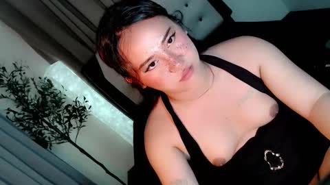 Snapshot of kyla_andrea chatting on November 2025 09:24:02 PM kyla online show from November 2025 09:24:02 PM