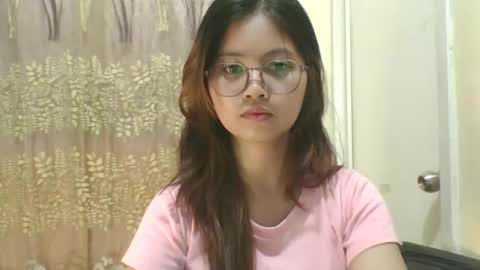 its me KYLIE online show from November 2025 05:25:01 PM