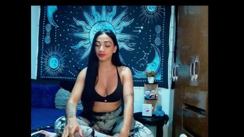 kylie online show from February 2025 10:40:02 PM