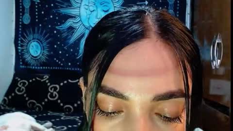 kylie online show from October 2025 10:18:02 PM