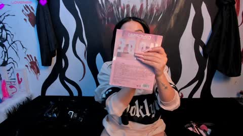 submissive demon Please help me to reach 500 thumbs up online show from December 2024 07:33:02 AM