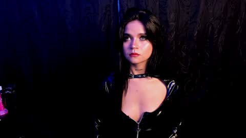 submissive demon Please help me to reach 500 thumbs up online show from January 2025 01:50:01 AM