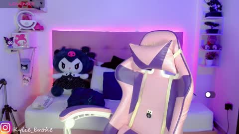 Snapshot of kylie_hottt_ chatting on January 2025 09:08:02 PM k ylie online show from January 2025 09:08:02 PM