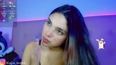 Snapshot of kylie_hottt_ chatting on February 2025 02:04:02 AM k ylie online show from February 2025 02:04:02 AM