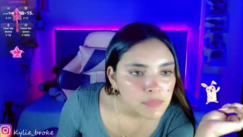 Snapshot of kylie_hottt_ chatting on February 2025 10:33:01 PM k ylie online show from February 2025 10:33:01 PM