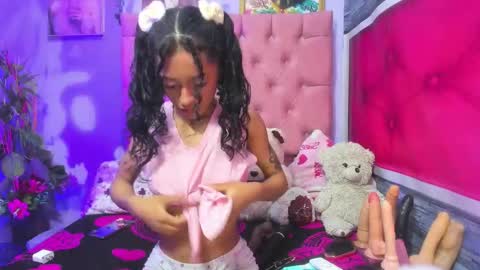  KYLIE online show from November 2025 04:22:02 AM