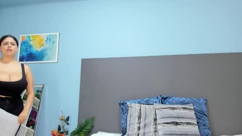 Snapshot of kylie_reyes chatting on October 2025 07:32:01 PM Kylie Reyes online show from October 2025 07:32:01 PM