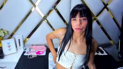 kylie online show from December 2024 02:31:01 AM