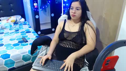 Instagram Kylie switch  followme  buy lovense here online show from December 2024 01:06:02 AM