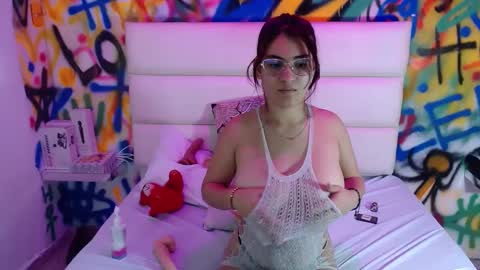 Melissa online show from January 2025 04:44:01 PM