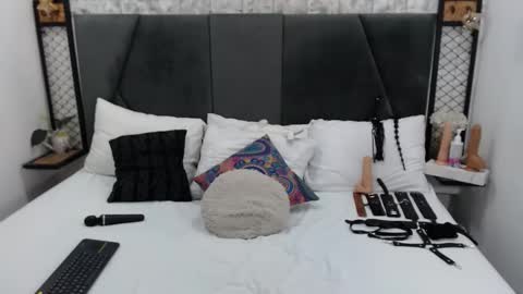 Melissa online show from January 2025 06:01:02 AM