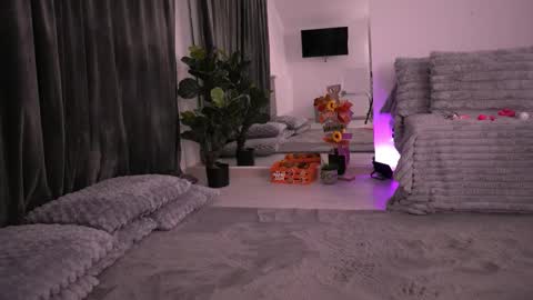 Snapshot of kyliejoyce chatting on November 2025 09:36:02 PM Kylie online show from November 2025 09:36:02 PM