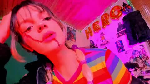   online show from October 2025 10:42:02 PM