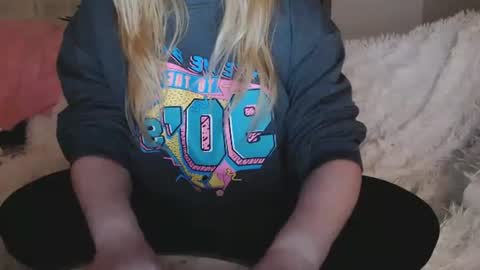 Snapshot of kymchi chatting on October 2025 11:38:02 PM Check Out My NSFW OnlyFans Link On Bio online show from October 2025 11:38:02 PM