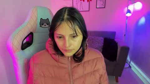 Kyomi online show from December 2024 12:16:01 PM