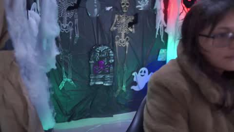 Kyomi online show from October 2025 12:28:02 PM