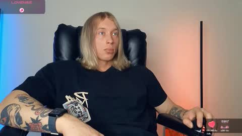 Snapshot of l_adonis_l chatting on November 2025 04:45:02 AM Adonis online show from November 2025 04:45:02 AM