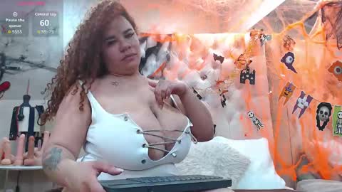 Snapshot of la_crespa_x chatting on October 2025 12:35:01 PM la crespa x online show from October 2025 12:35:01 PM