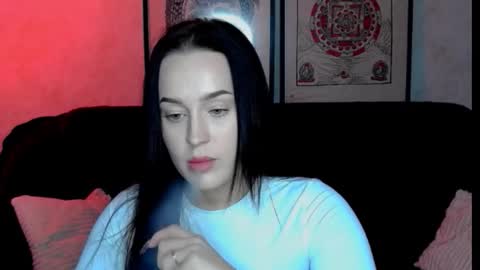 KIRA online show from September 2025 08:21:01 PM