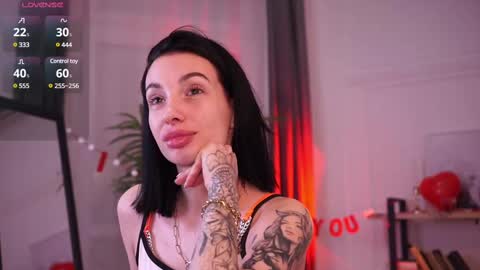 Fanni online show from February 2025 10:32:02 AM