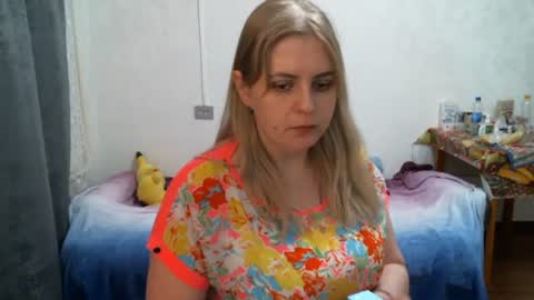 Snapshot of lady_cute_cat chatting on March 2025 01:18:01 PM lady cute cat29 online show from March 2025 01:18:01 PM