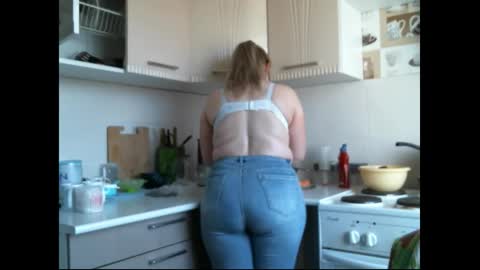 Snapshot of lady_cute_cat chatting on September 2025 02:37:01 AM lady cute cat29 online show from September 2025 02:37:01 AM