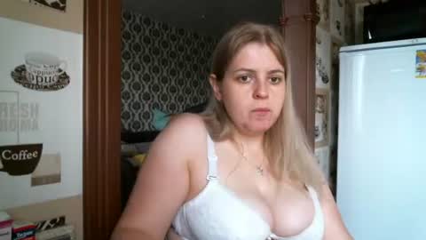 Snapshot of lady_cute_cat chatting on October 2025 03:59:01 AM lady cute cat29 online show from October 2025 03:59:01 AM