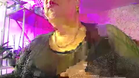 Snapshot of lady_gloria chatting on October 2025 05:41:01 AM Lady Gloria online show from October 2025 05:41:01 AM