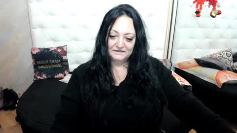 lady lauren online show from December 2024 05:50:02 AM