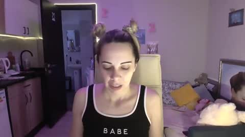 Snapshot of lady_smile69 chatting on November 2025 03:03:02 PM lady_smile69 online show from November 2025 03:03:02 PM