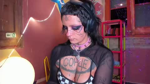 Snapshot of lady_sontse_ chatting on November 2025 07:34:02 PM Mia online show from November 2025 07:34:02 PM