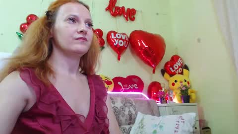 Snapshot of ladybigsmile chatting on March 2025 03:22:01 AM Sima Ladybigsmile online show from March 2025 03:22:01 AM